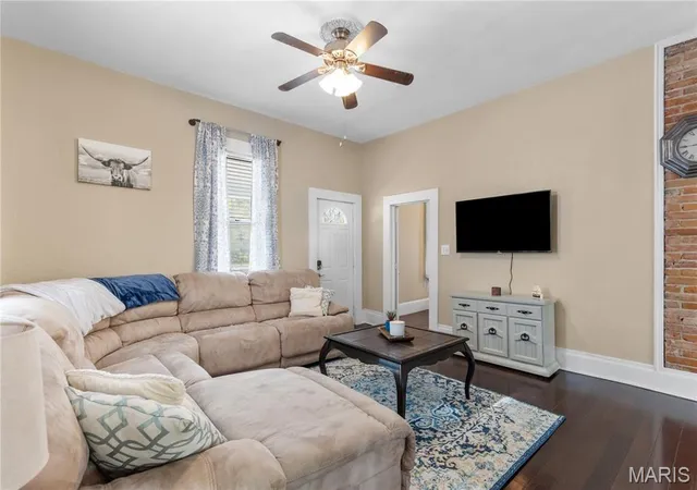 Photo 2 of Single family home for sale at 1506 N 5th Street, Saint Charles, MO 63301 | MLS# MIS26063603 | Listing updated on 2026-10-05