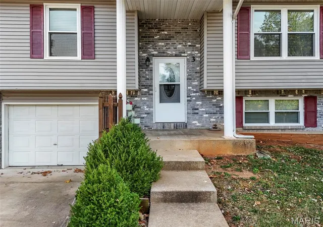 Photo 3 of Single family home for sale at 3 Bradley Ct, Desloge, MO 63601 | MLS# MIS26063606 | Listing updated on 2026-10-05