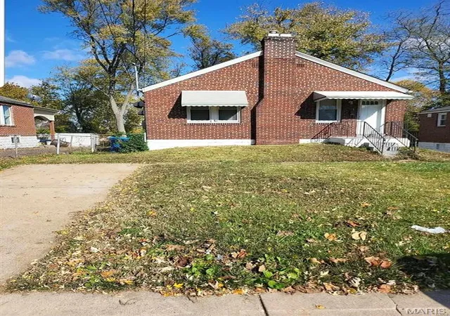 Photo 1 of Single family home for sale at 6733 Wynhill Dr, Saint Louis, MO 63133 | MLS# MIS26063624 | Listing updated on 2026-10-12