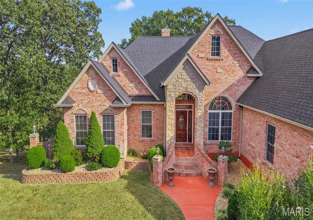 Photo 1 of Single family home for sale at 599 Huntington Trails Dr, Festus, MO 63028 | MLS# MIS26063625 | Listing updated on 2026-10-05