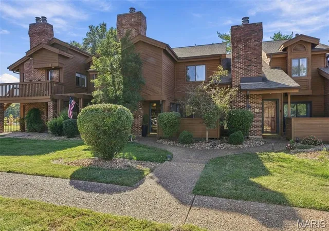 Photo 2 of Condo for sale at 103 Hemingway Ln #B, Weldon Spring, MO 63304 | MLS# MIS26063634 | Listing updated on 2026-10-08
