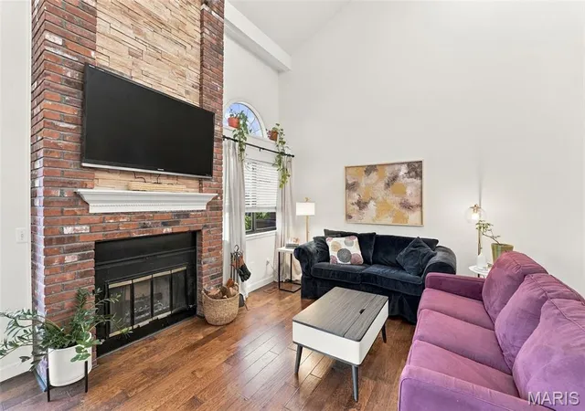Photo 3 of Condo for sale at 103 Hemingway Ln #B, Weldon Spring, MO 63304 | MLS# MIS26063634 | Listing updated on 2026-10-08