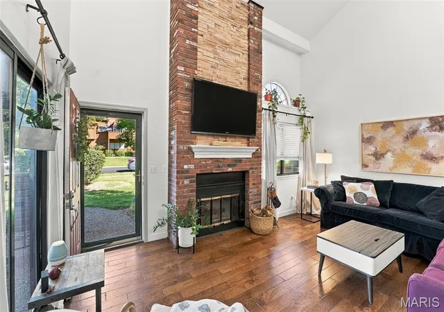 Photo 3 of Condo for sale at 103 Hemingway Ln #B, Weldon Spring, MO 63304 | MLS# MIS26063634 | Listing updated on 2026-10-08