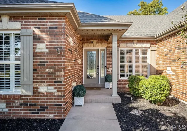Photo 3 of Single family home for sale at 233 Fox Hvn Dr, O Fallon, MO 63368 | MLS# MIS26063636 | Listing updated on 2026-10-08