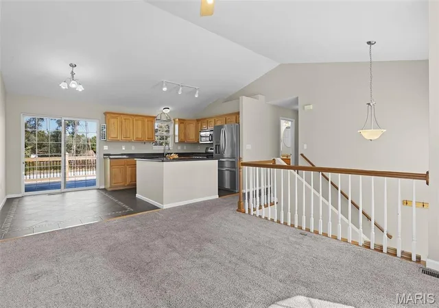 Photo 3 of Single family home for sale at 2217 Hunters Point Dr, Granite City, IL 62040 | MLS# MIS26063656 | Listing updated on 2026-10-09