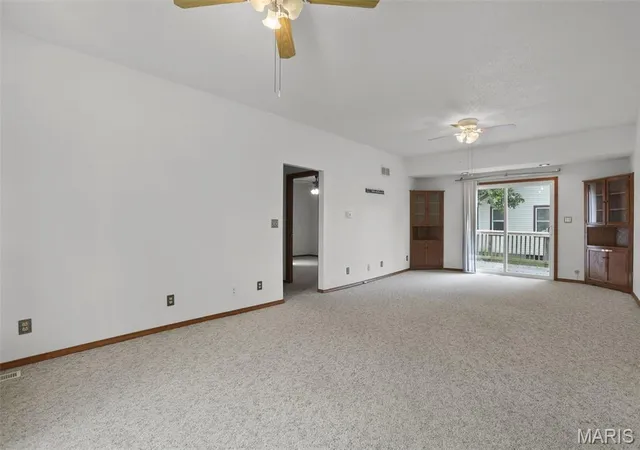 Photo 3 of Single family home for sale at 737 E Pearl St, Staunton, IL 62088 | MLS# MIS26063661 | Listing updated on 2026-10-03