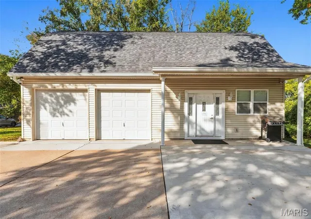 Single family home for sale at 1418 Scenic Dr, Arnold, MO 63010 | MLS# MIS26063663