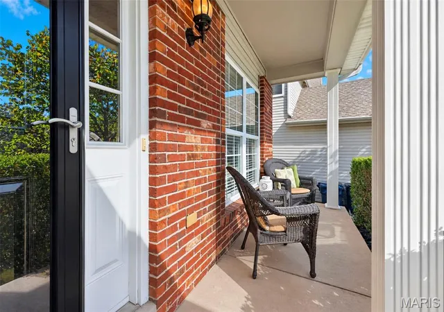 Photo 1 of Single family home for sale at 39 Upper Blfs View Ct, Eureka, MO 63025 | MLS# MIS26063672 | Listing updated on 2026-10-23