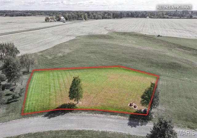 Photo 2 of Land for sale at 0 Stone Cir Dr, Brighton, IL 62012 | MLS# MIS26063673 | Listing updated on 2026-10-15