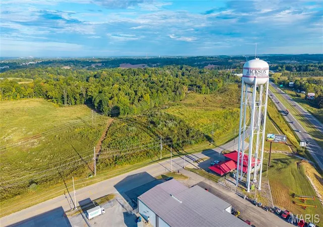 Photo 3 of Land for sale at 10 S Old Orchard Rd, Jackson, MO 63755 | MLS# MIS26063675 | Listing updated on 2026-10-02