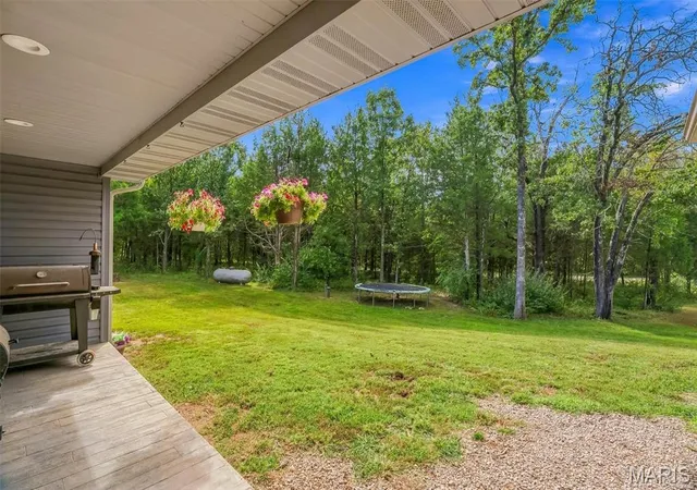 Photo 3 of Single family home for sale at 2899 Old Hwy 66, Bourbon, MO 65441 | MLS# MIS26063680 | Listing updated on 2026-10-03