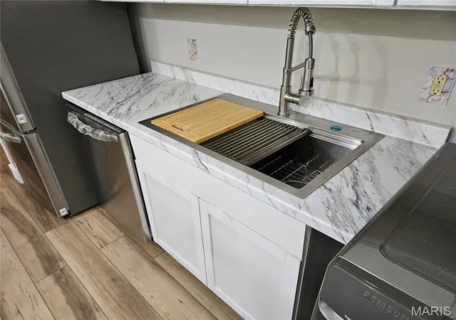 Photo 3 of Single family home for sale at 770 Bobbins Ln, Florissant, MO 63033 | MLS# MIS26063681 | Listing updated on 2026-10-05