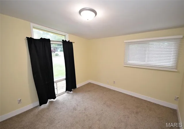 Photo 4 of Single family home for sale at 770 Bobbins Ln, Florissant, MO 63033 | MLS# MIS26063681 | Listing updated on 2026-10-05