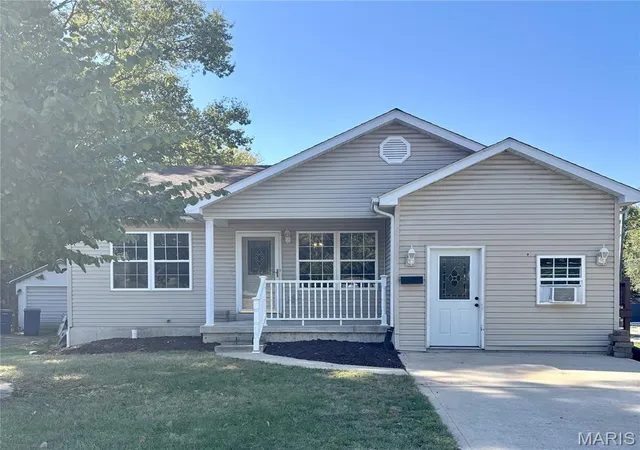 Single family home for sale at 901 Main St, Troy, MO 63379 | MLS# MIS26063687
