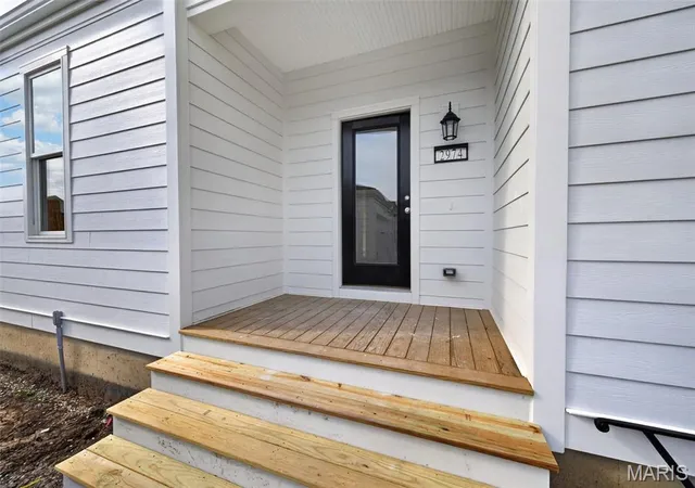 Photo 4 of Single family home for sale at 2974 Memphis St, Saint Charles, MO 63301 | MLS# MIS26063695 | Listing updated on 2026-10-03