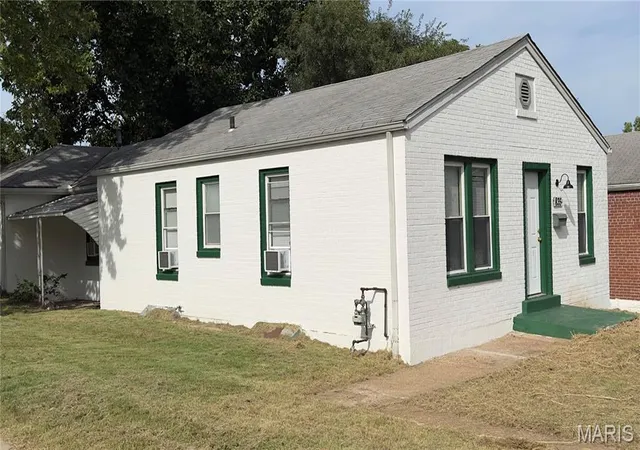 Photo 1 of Single family home for sale at 835 Elias Ave, Saint Louis, MO 63147 | MLS# MIS26063696 | Listing updated on 2026-10-02