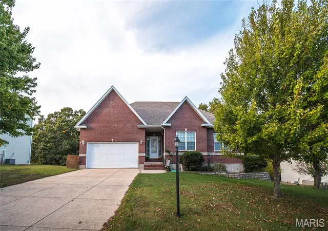 Photo 1 of Single family home for sale at 203 Sooter Ln, Rolla, MO 65401 | MLS# MIS26063698 | Listing updated on 2026-10-08