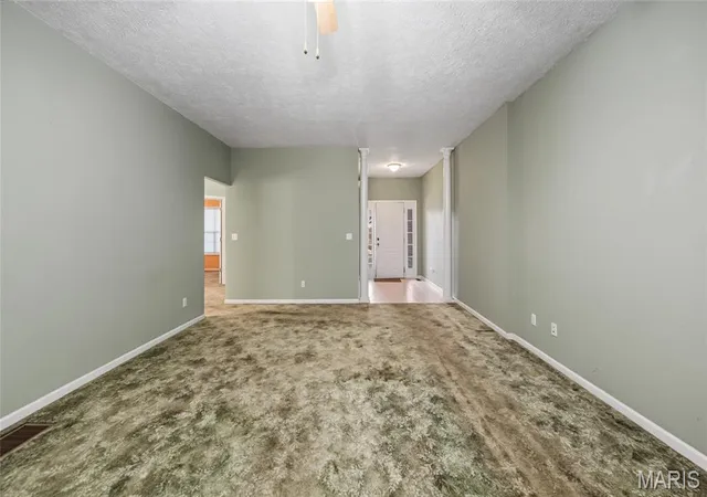 Photo 3 of Single family home for sale at 203 Sooter Ln, Rolla, MO 65401 | MLS# MIS26063698 | Listing updated on 2026-10-08