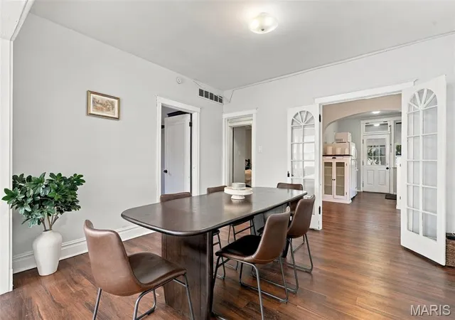 Photo 3 of Multi family home for sale at 5237 Sutherland Ave, Saint Louis, MO 63109 | MLS# MIS26063707 | Listing updated on 2026-10-22