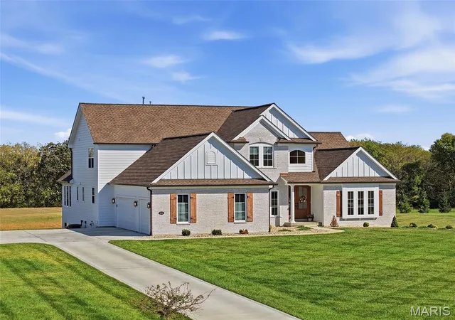 Photo 2 of Single family home for sale at 224 Bluegrass Pasture Ct, Wentzville, MO 63385 | MLS# MIS26063723 | Listing updated on 2026-10-19