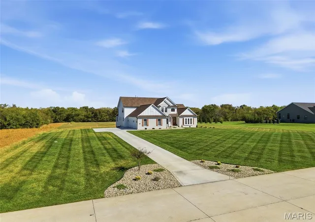 Photo 4 of Single family home for sale at 224 Bluegrass Pasture Ct, Wentzville, MO 63385 | MLS# MIS26063723 | Listing updated on 2026-10-19