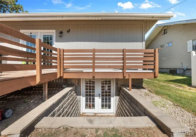 Photo 30 of Single family home for sale at 123 W 5th Street, Roxana, IL 62084 | MLS# MIS26063725 | Listing updated on 2026-10-10