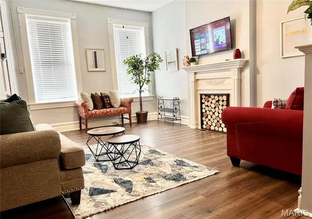 Photo 4 of Multi family home for sale at 1035 Geyer Ave, Saint Louis, MO 63104 | MLS# MIS26063729 | Listing updated on 2026-10-15