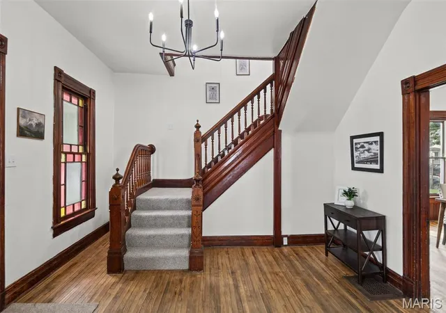 Photo 4 of Single family home for sale at 3010 College Ave, Alton, IL 62002 | MLS# MIS26063732 | Listing updated on 2026-10-02