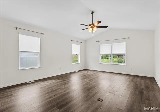 Photo 3 of Single family home for sale at 1768 Old Park Ln, Belleville, IL 62226 | MLS# MIS26063739 | Listing updated on 2026-10-07