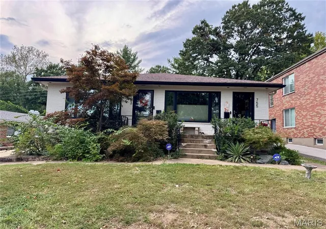 Photo 1 of Multi family home for sale at 753 755 Lepere Ave, Saint Louis, MO 63132 | MLS# MIS26063776 | Listing updated on 2026-10-03