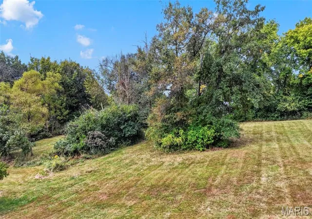 Photo 2 of Manufactured home for sale at 120 Pleasant View Dr, Foley, MO 63347 | MLS# MIS26063782 | Listing updated on 2026-10-03