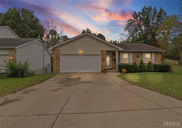 Single family home for sale at 1190 West 9th St, Washington, MO 63090 | MLS# MIS26063791