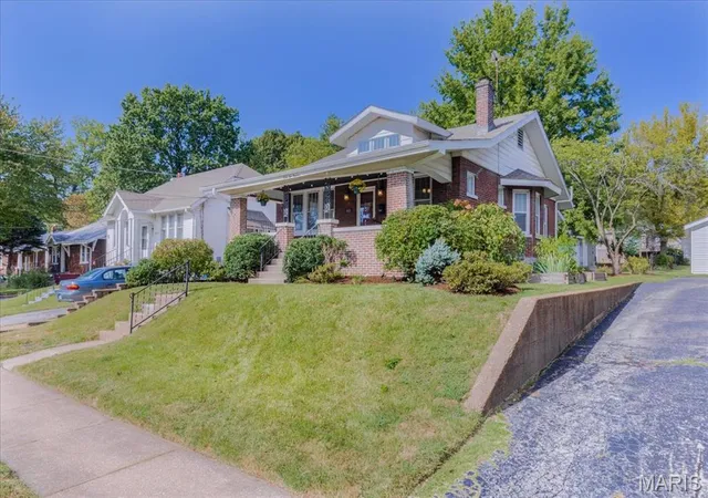 Photo 1 of Single family home for sale at 8819 Argyle Ave, Saint Louis, MO 63114 | MLS# MIS26063800 | Listing updated on 2026-10-07