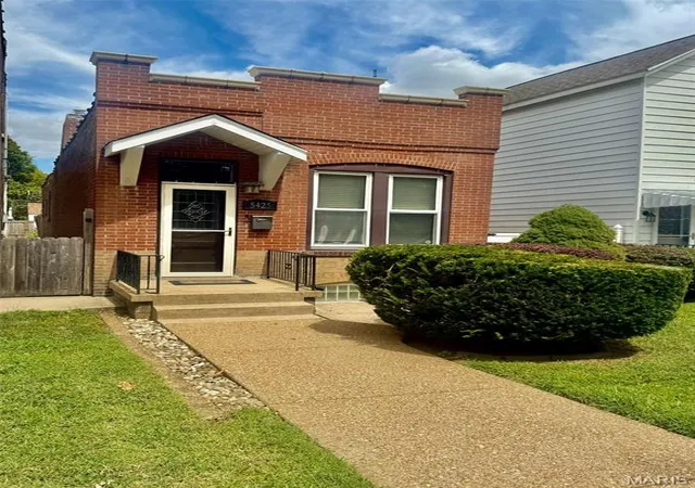 Single family home for sale at 5425 Odell St, Saint Louis, MO 63139 | MLS# MIS26063805