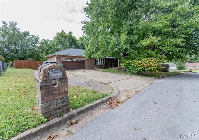 Single family home for sale at 1606 Amber Pl, Rolla, MO 65401 | MLS# MIS26063809