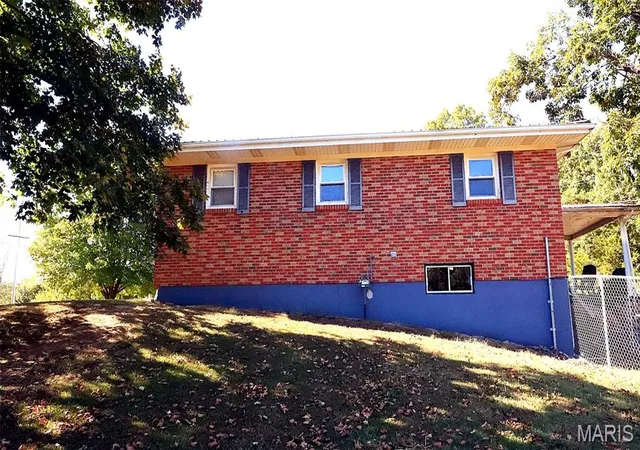Photo 3 of Single family home for sale at 716 Westwood Dr, Park Hills, MO 63601 | MLS# MIS26063815 | Listing updated on 2026-10-05