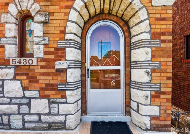 Photo 2 of Single family home for sale at 5430 Delor St, Saint Louis, MO 63109 | MLS# MIS26063823 | Listing updated on 2026-10-18