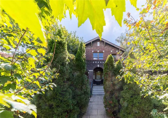 Photo 2 of Sale Pending at 3628 Fillmore St, Saint Louis, MO 63116 | MLS# MIS26063828 | Listing updated on 2026-10-05