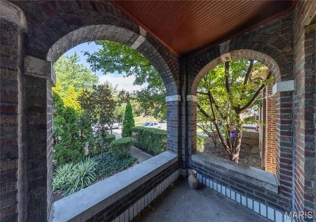Photo 3 of Sale Pending at 3628 Fillmore St, Saint Louis, MO 63116 | MLS# MIS26063828 | Listing updated on 2026-10-05