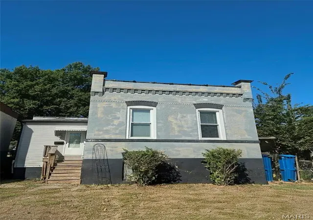 Photo 1 of Sale Pending at 769 Zeiss Ave, Saint Louis, MO 63125 | MLS# MIS26063836 | Listing updated on 2026-10-20