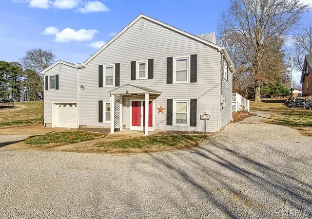 Photo 1 of Single family home for sale at 1305 Franklin St, Maeystown, IL 62256 | MLS# MIS26063839 | Listing updated on 2026-10-10