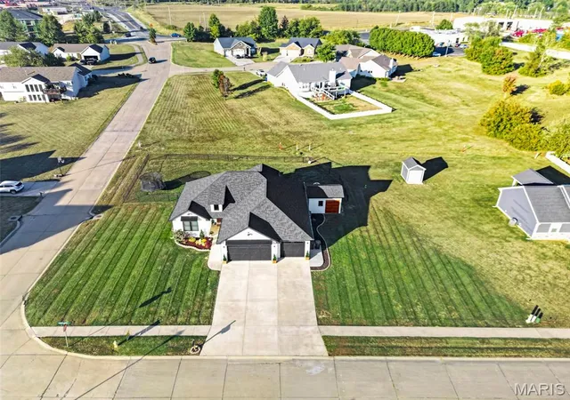 Photo 4 of Single family home for sale at 11 White Birch Ct, Troy, MO 63379 | MLS# MIS26063840 | Listing updated on 2026-10-09