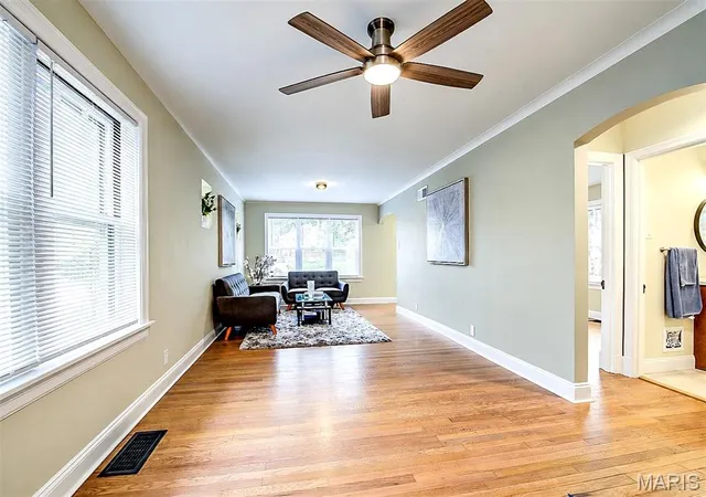Photo 4 of Single family home for sale at 669 Bellsworth Dr, Saint Louis, MO 63125 | MLS# MIS26063850 | Listing updated on 2026-10-09
