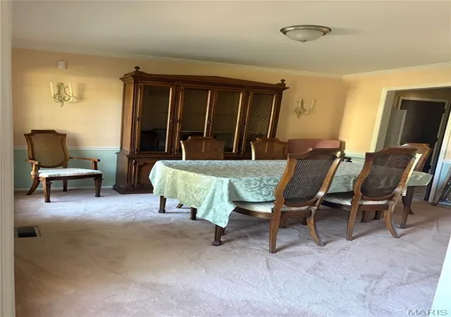 Photo 2 of Single family home for sale at 1066 Camargo Dr, Ballwin, MO 63011 | MLS# MIS26063851 | Listing updated on 2026-10-05