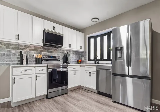 Photo 3 of Single family home for sale at 1459 Cove Ln, Saint Louis, MO 63138 | MLS# MIS26063869 | Listing updated on 2026-10-19