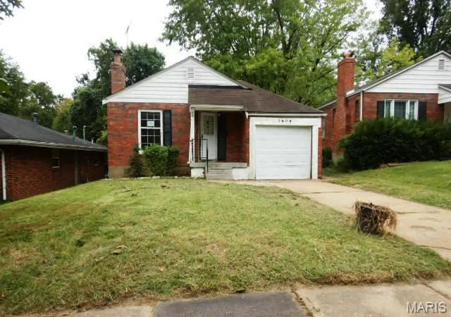 Photo 1 of Single family home for sale at 7404 Hillsdale Dr, Saint Louis, MO 63121 | MLS# MIS26063872 | Listing updated on 2026-10-05