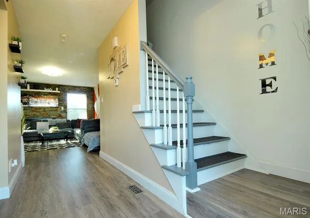Photo 4 of Single family home for sale at 2343 Telegraph Rd, Saint Louis, MO 63125 | MLS# MIS26063877 | Listing updated on 2026-10-04