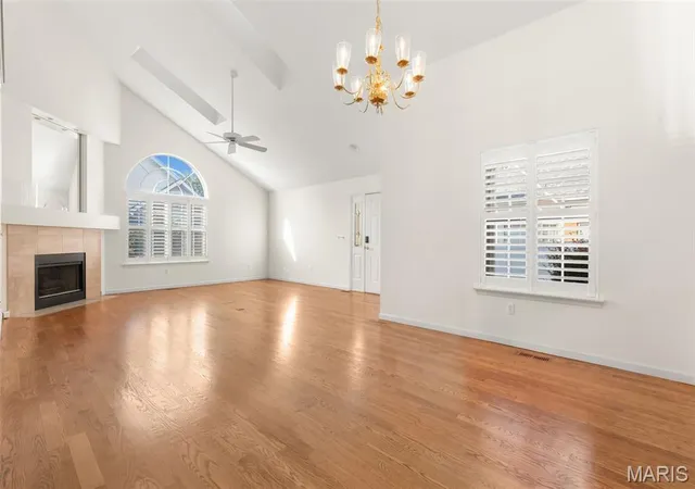 Listing Photo 3 - Condo for sale in building located at 7463 Woodlawn Colonial Ln, Saint Louis, MO 63119