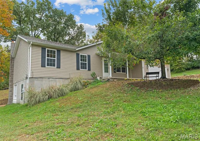 Photo 3 of Single family home for sale at 19 Choiceland Ct, Union, MO 63084 | MLS# MIS26063881 | Listing updated on 2026-10-20