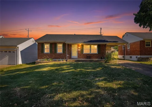 Photo 2 of Single family home for sale at 3817 Upton St, Saint Louis, MO 63116 | MLS# MIS26063884 | Listing updated on 2026-10-19
